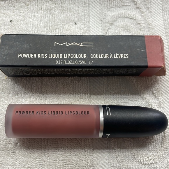 New in  box MAC Powder Kiss liquid lip color. size 0.17 Fl oz. - Picture 4 of 4